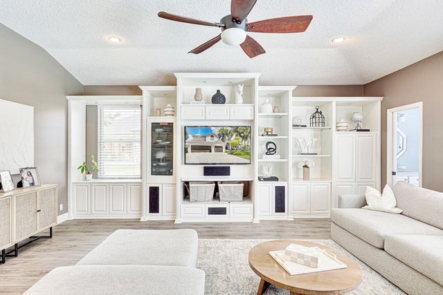 21318 Gosier Way, Boca Raton, FL 33428
