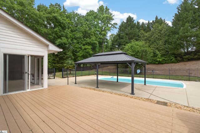 106 Newington Circle, Anderson, SC 29621
