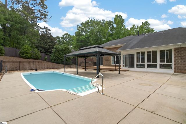 106 Newington Circle, Anderson, SC 29621