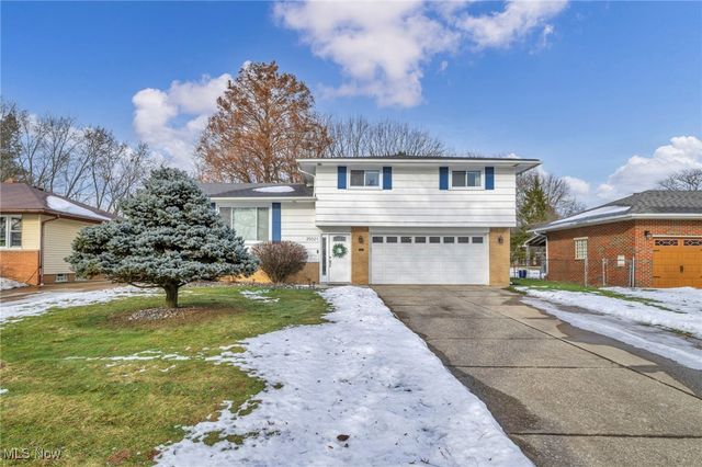 25021 Picone Lane, Bedford Heights, OH 44146