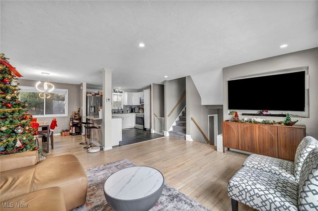 25021 Picone Lane, Bedford Heights, OH 44146