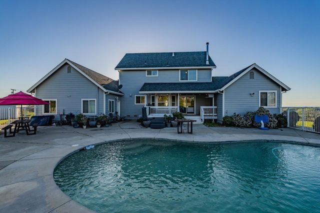 66 Wild Wolf Ct, Valley Springs, CA 95252