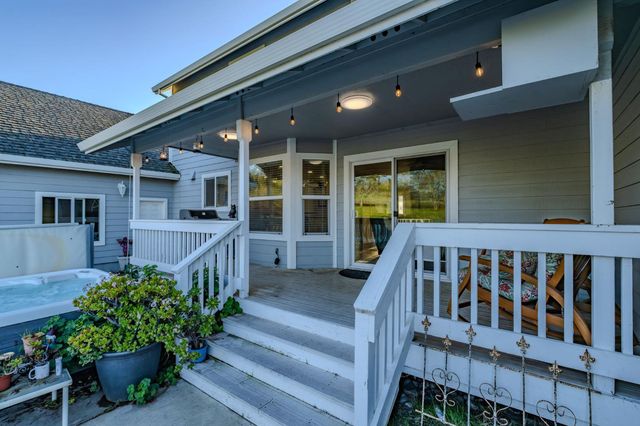 66 Wild Wolf Ct, Valley Springs, CA 95252