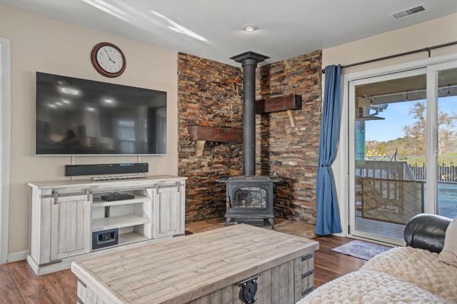 66 Wild Wolf Ct, Valley Springs, CA 95252