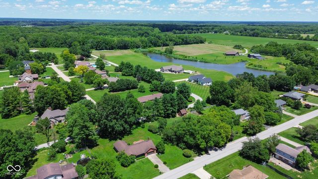 4820 E Brentwood Avenue, Terre Haute, IN 47805