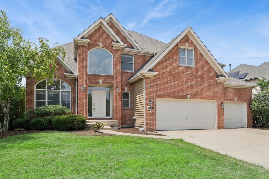 2680 Ginger Woods Drive, Aurora, IL 60502