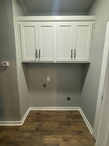 500 W Milam Street, Ennis, TX 75119