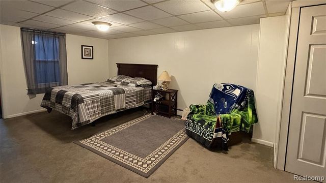 25106 Franklin Terrace 6, South Lyon, MI 48178
