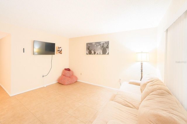 1444 RIDGE LAKE COURT, Lakeland, FL 33801