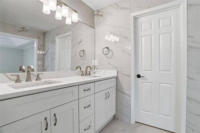 226 Riverview Trail 53, Roswell, GA 30075