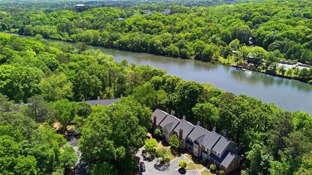 226 Riverview Trail 53, Roswell, GA 30075