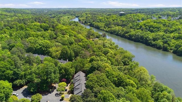 226 Riverview Trail 53, Roswell, GA 30075