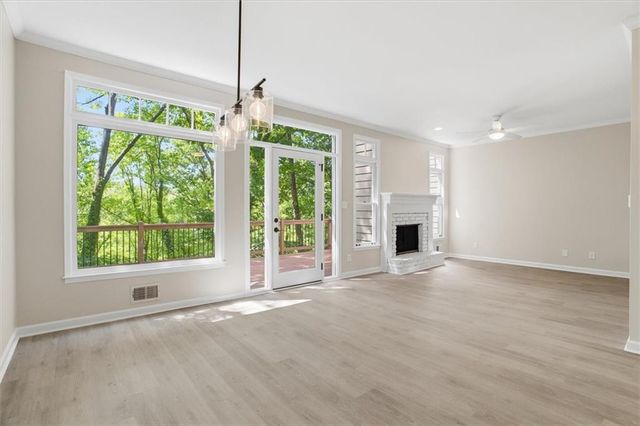 226 Riverview Trail 53, Roswell, GA 30075