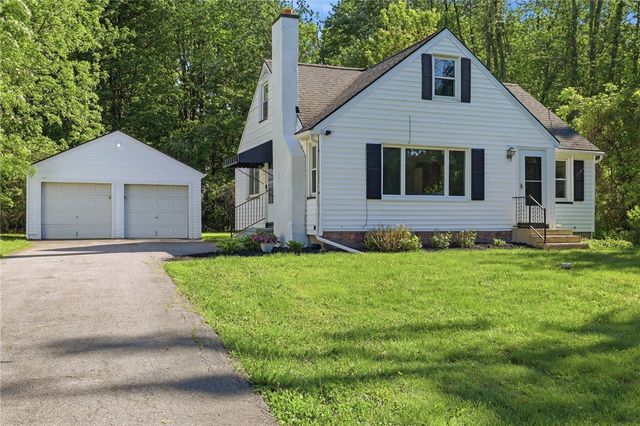 563 Holmes Road, Greece, NY 14626