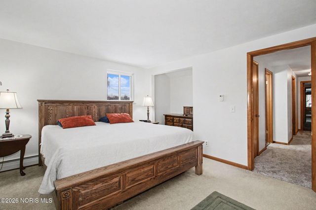 2925 Capri Drive, Toledo, OH 43611