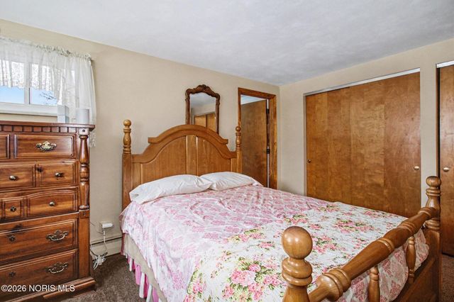 2925 Capri Drive, Toledo, OH 43611