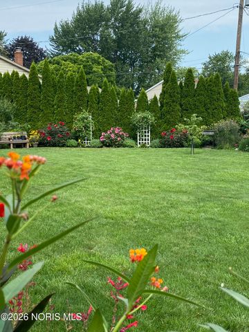 2925 Capri Drive, Toledo, OH 43611