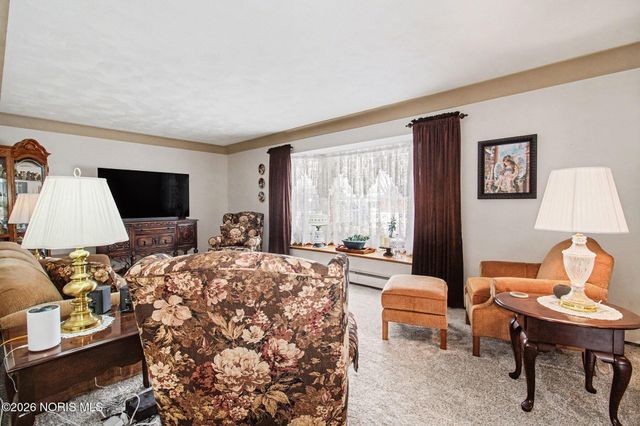 2925 Capri Drive, Toledo, OH 43611