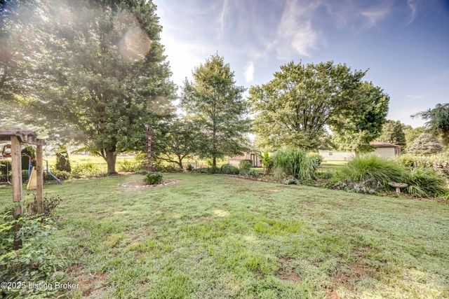 137 Caney Fork Rd, Bardstown, KY 40004
