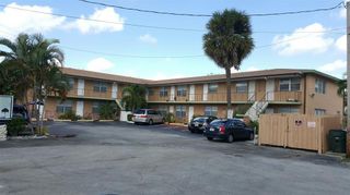 1401 NE 57th Pl 11, Fort Lauderdale, FL 33334