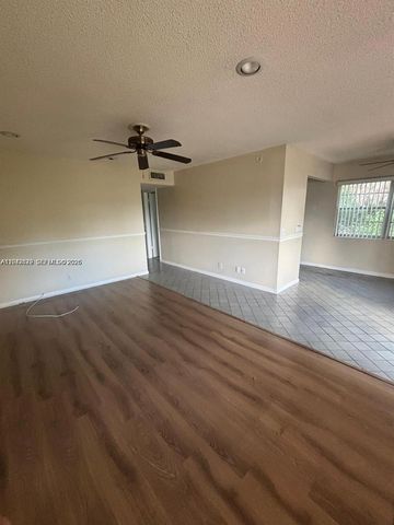 280 Northampton N N, West Palm Beach, FL 33417