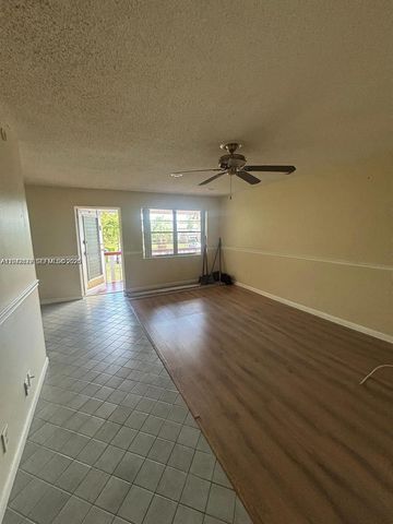 280 Northampton N N, West Palm Beach, FL 33417