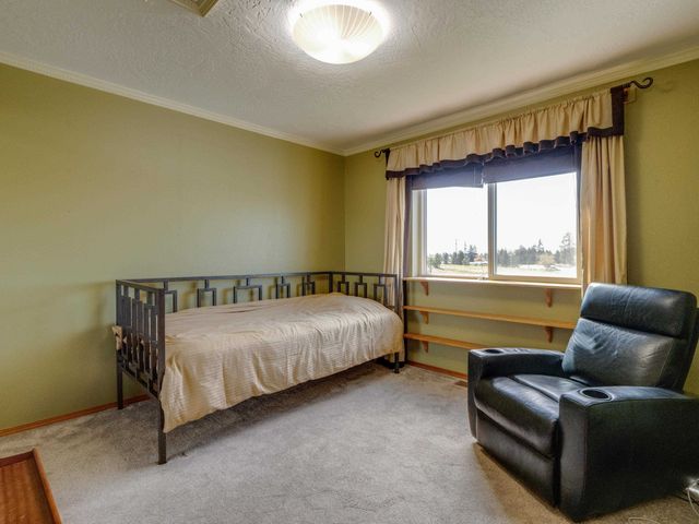 730 E Kathy Lee Ave, Medical Lake, WA 99022