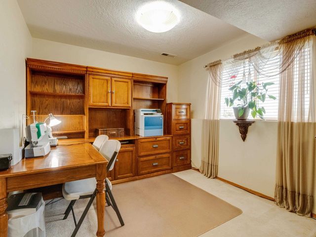 730 E Kathy Lee Ave, Medical Lake, WA 99022