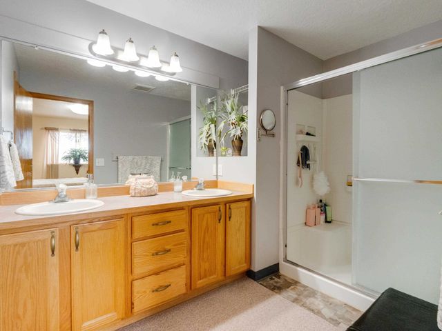730 E Kathy Lee Ave, Medical Lake, WA 99022