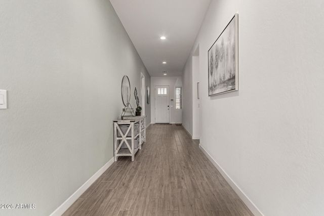 640 S OLYMPIC Drive, Gilbert, AZ 85296