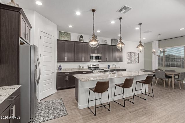 640 S OLYMPIC Drive, Gilbert, AZ 85296
