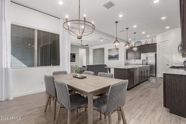 640 S OLYMPIC Drive, Gilbert, AZ 85296