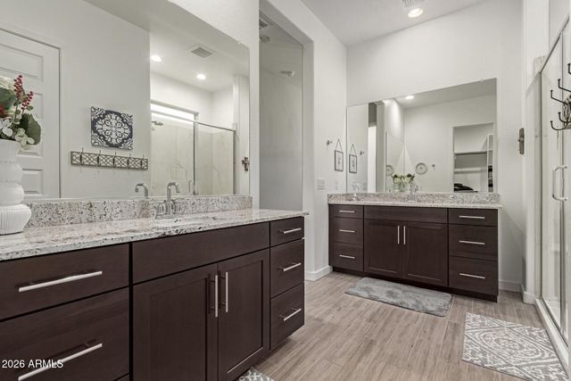 640 S OLYMPIC Drive, Gilbert, AZ 85296