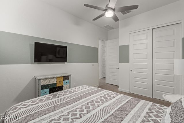 640 S OLYMPIC Drive, Gilbert, AZ 85296