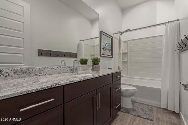 640 S OLYMPIC Drive, Gilbert, AZ 85296