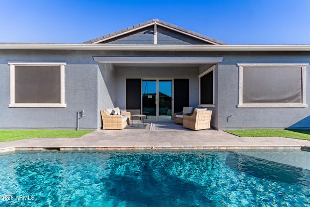640 S OLYMPIC Drive, Gilbert, AZ 85296
