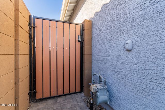 640 S OLYMPIC Drive, Gilbert, AZ 85296