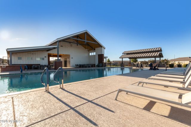 640 S OLYMPIC Drive, Gilbert, AZ 85296