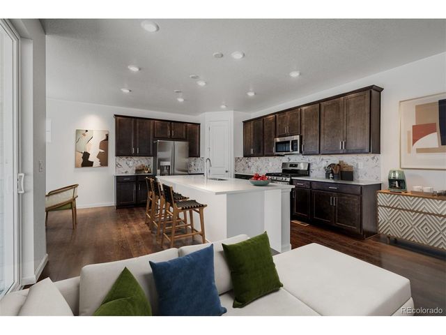 16948 W 92nd Dr, Arvada, CO 80007