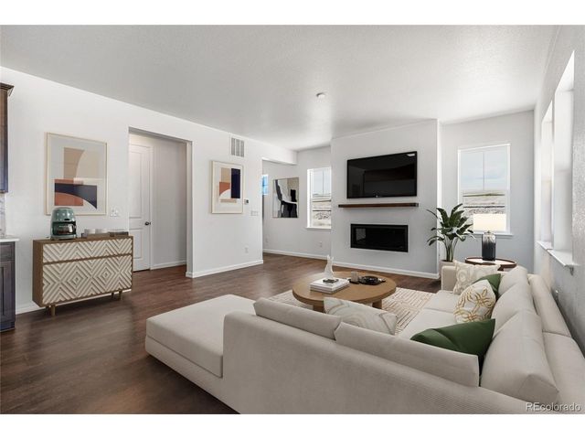 16948 W 92nd Dr, Arvada, CO 80007