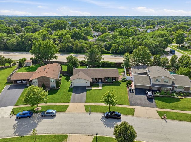 1503 Haise Lane, Elk Grove Village, IL 60007