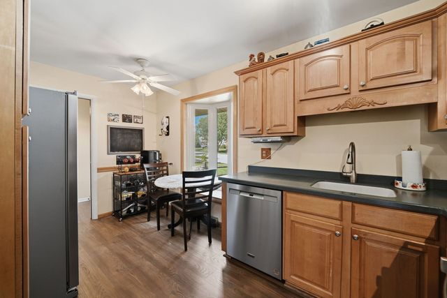 1503 Haise Lane, Elk Grove Village, IL 60007