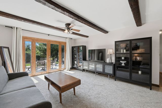 1503 Haise Lane, Elk Grove Village, IL 60007