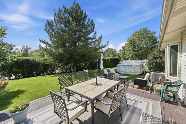 1503 Haise Lane, Elk Grove Village, IL 60007