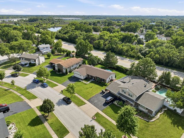 1503 Haise Lane, Elk Grove Village, IL 60007