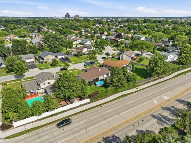 1503 Haise Lane, Elk Grove Village, IL 60007
