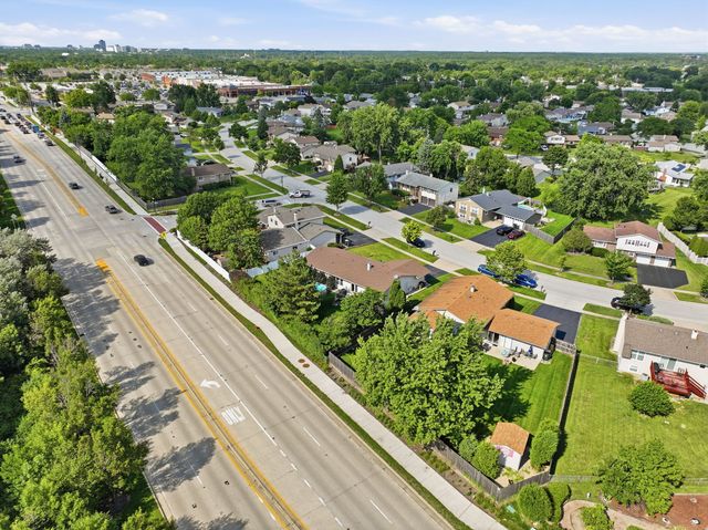 1503 Haise Lane, Elk Grove Village, IL 60007