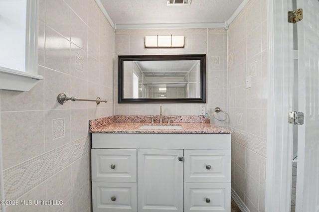 3214 Wesley Street, Pascagoula, MS 39567
