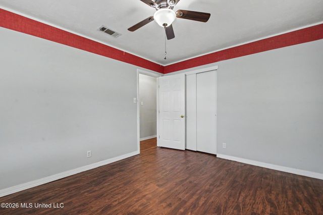 3214 Wesley Street, Pascagoula, MS 39567