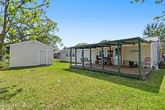 3214 Wesley Street, Pascagoula, MS 39567